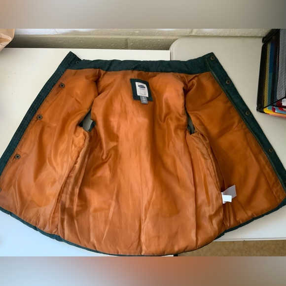 Boys Old Navy dark emerald Green puffer vest size Small 6/7 - Picture 4 of 7